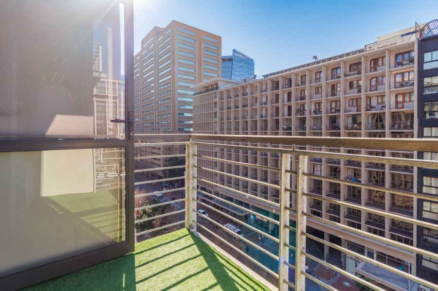 2 Bedroom Property for Sale in Cape Town City Centre Western Cape